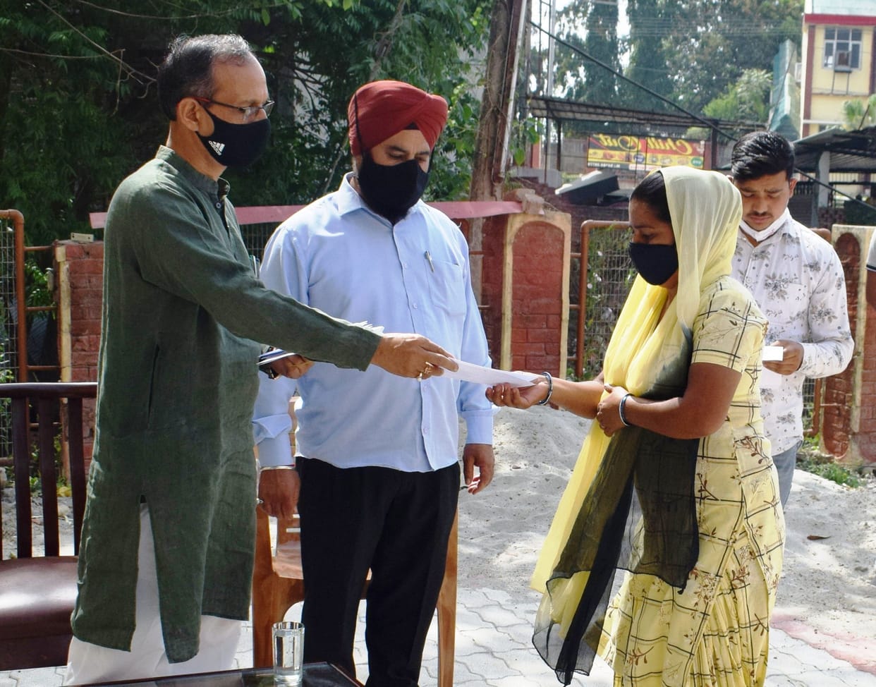 Financial assistance of 12.60 lakhs to 15 families from Chief Minister Relief Fund