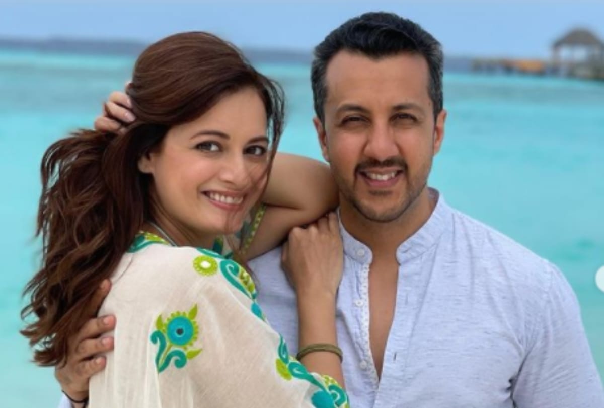 Dia mirza gave reply to user who asked why she did not reveal her pregnancy news before getting married