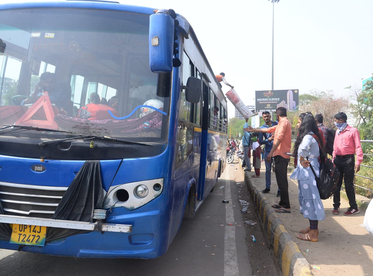 Private and Daggamar buses charge arbitrary fare