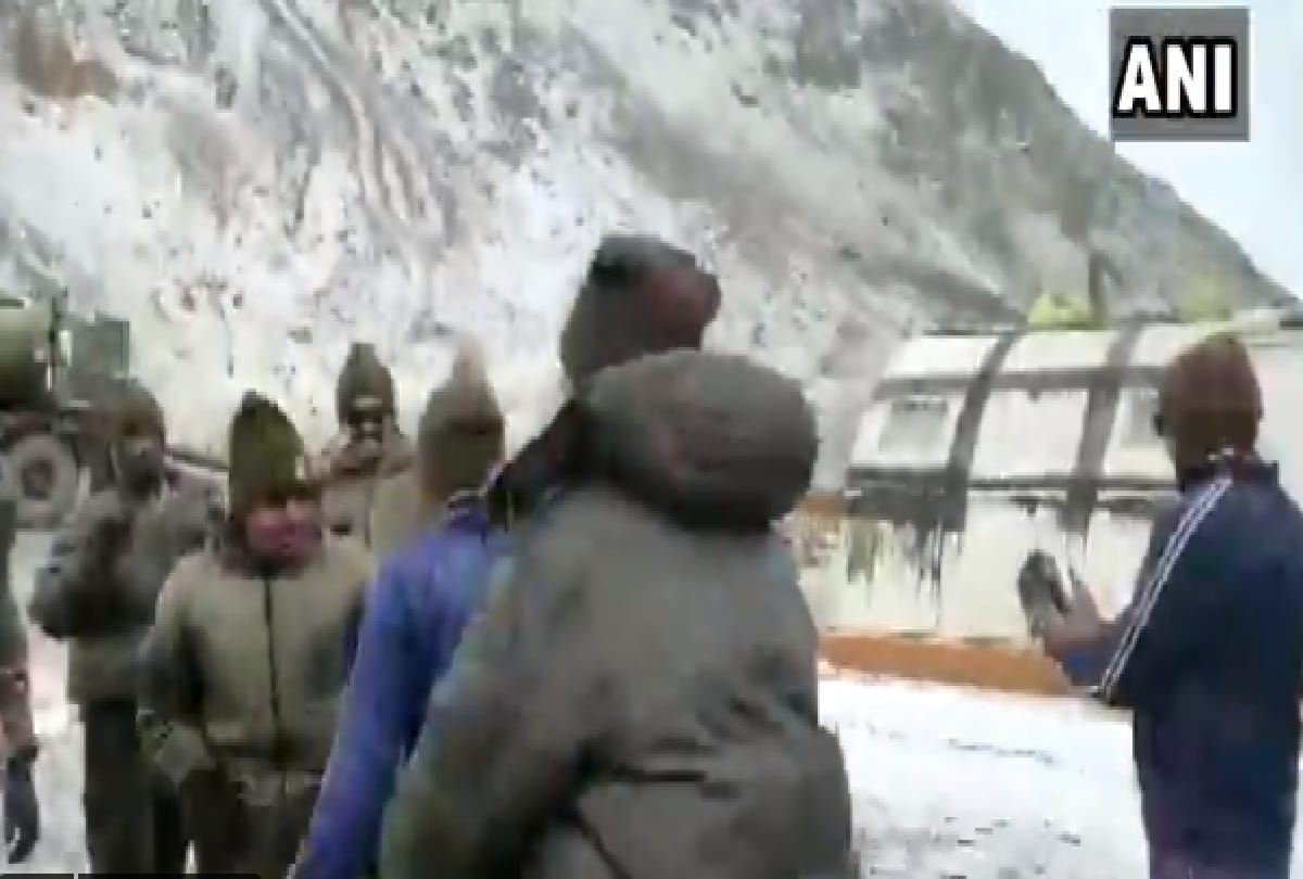 ITBP troops celebrate festival of Holi at an altitude of 17 000 feet near Galwan in Ladakh