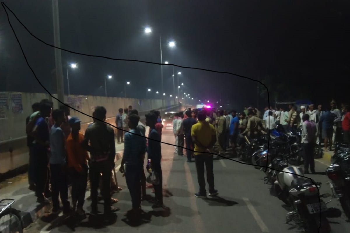 Student murder in Varanasi dead body reached home after postmortem police force
