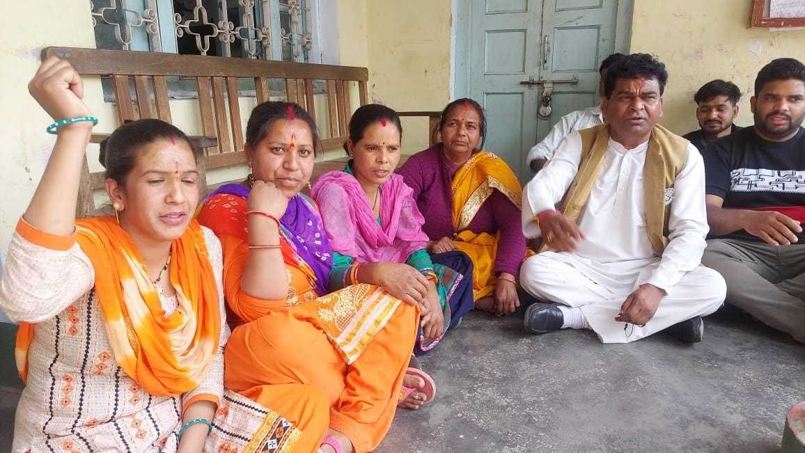 No water for midday meal in devda