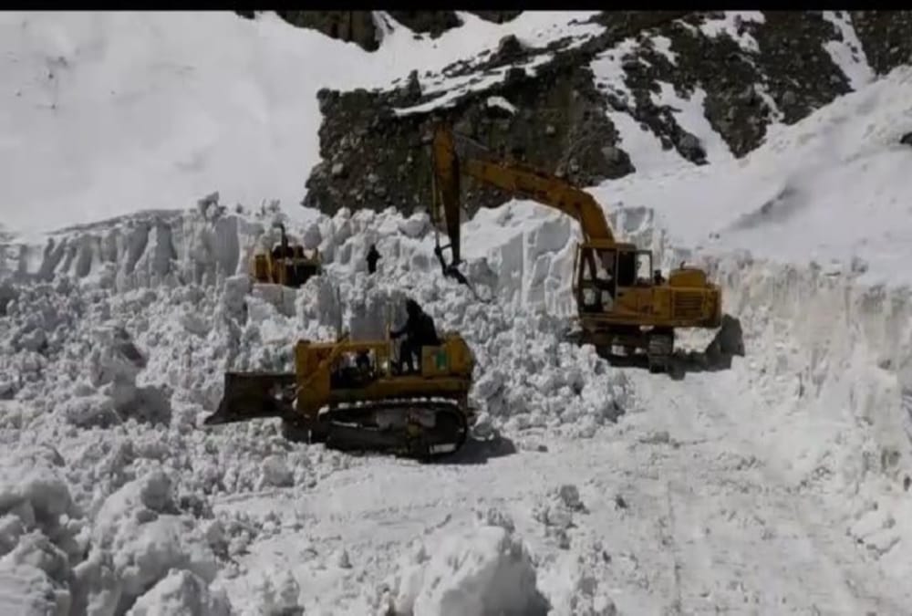 Govt decides set up high level committee to fast-track implementation of infra project along border with China