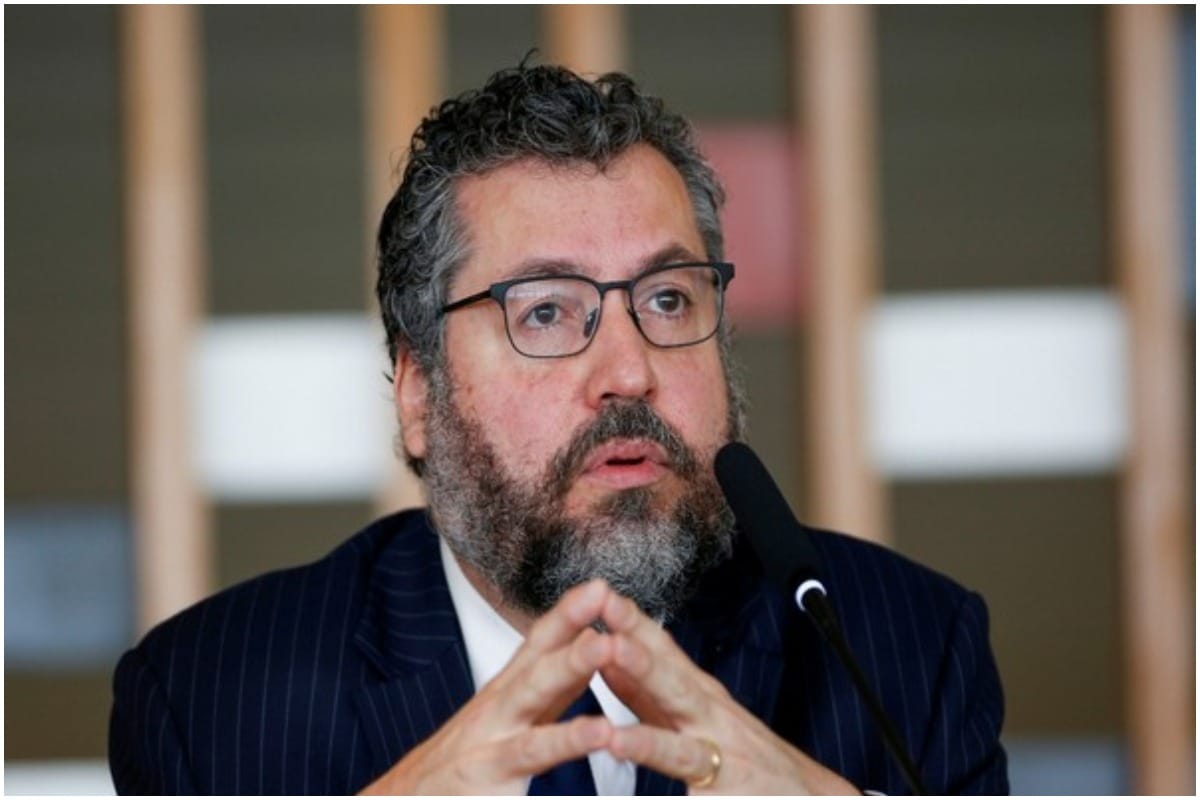 Corona vaccine: Brazil's foreign minister resigns over diplomatic failure