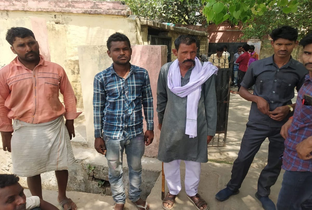 youth going to meet Holi was shot dead in money dispute police engaged in investigation