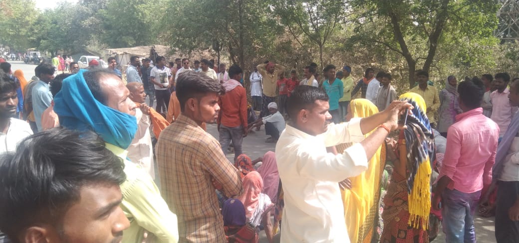 Chandauli news: beaten up while playing DJ, one killed, police station siege