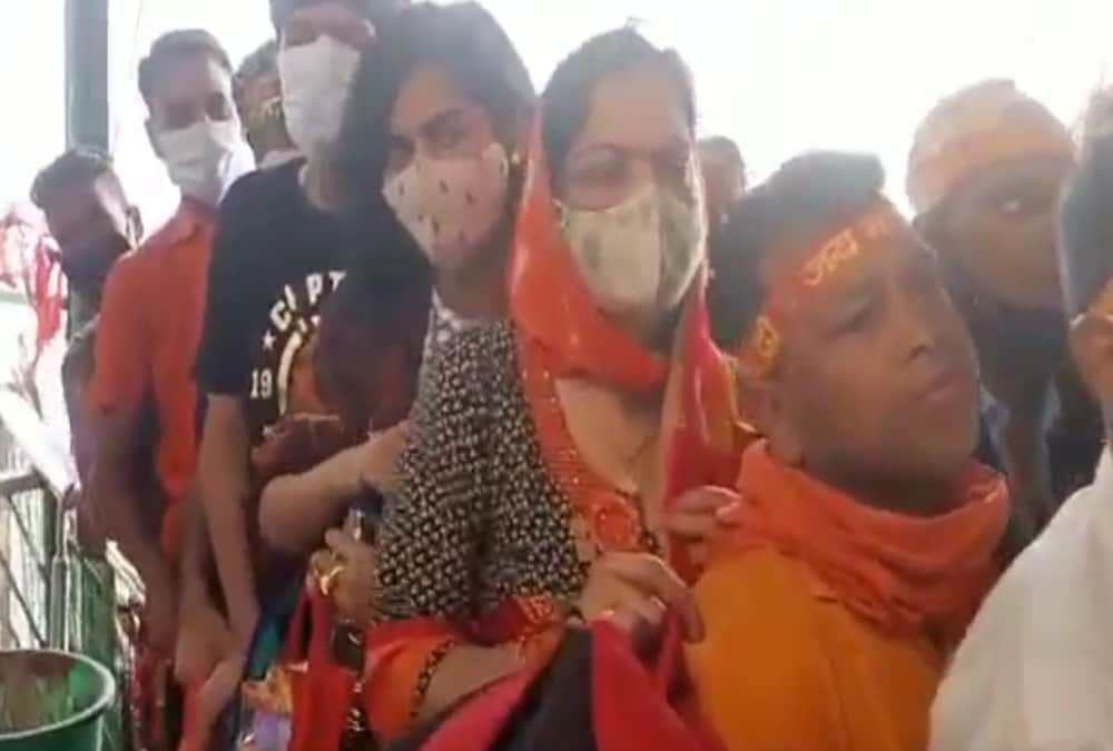 Maa Purnagiri Dham Mela 2021: 25 Pilgrims visit Purnagiri Temple and Covid 19 Rules broken photos