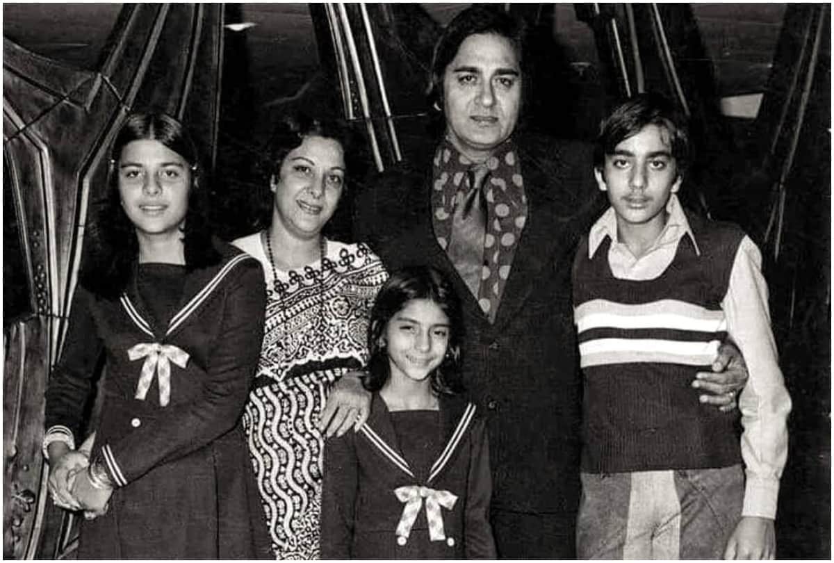 nargis dutt  daughter namrata revealed that her mother could not control her tears after seeing her in mirror after cancer sunil dutt take care of her