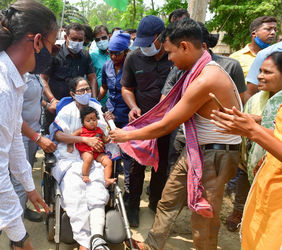 west Bengal election 2021: Is TMC leader Mamata Banerjee has been trapped in BJP strategy in Nandigram, staying here past 4 days