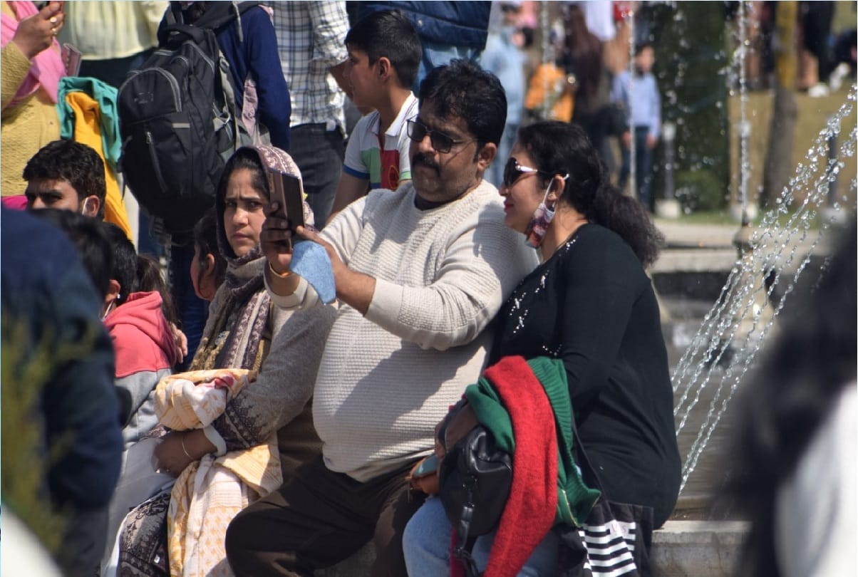 todays active corona cases of jammu kashmir 30 march 2021