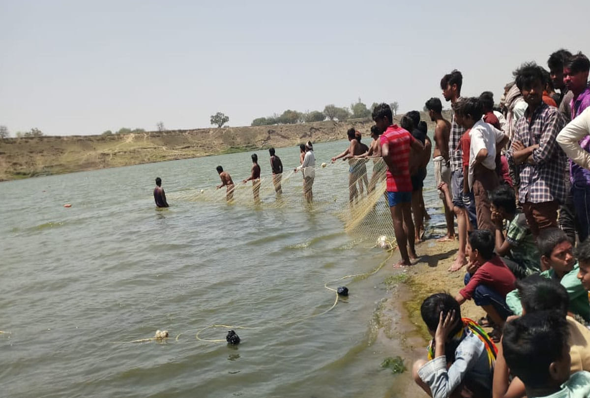Five girls drowned in Yamuna river, one missing