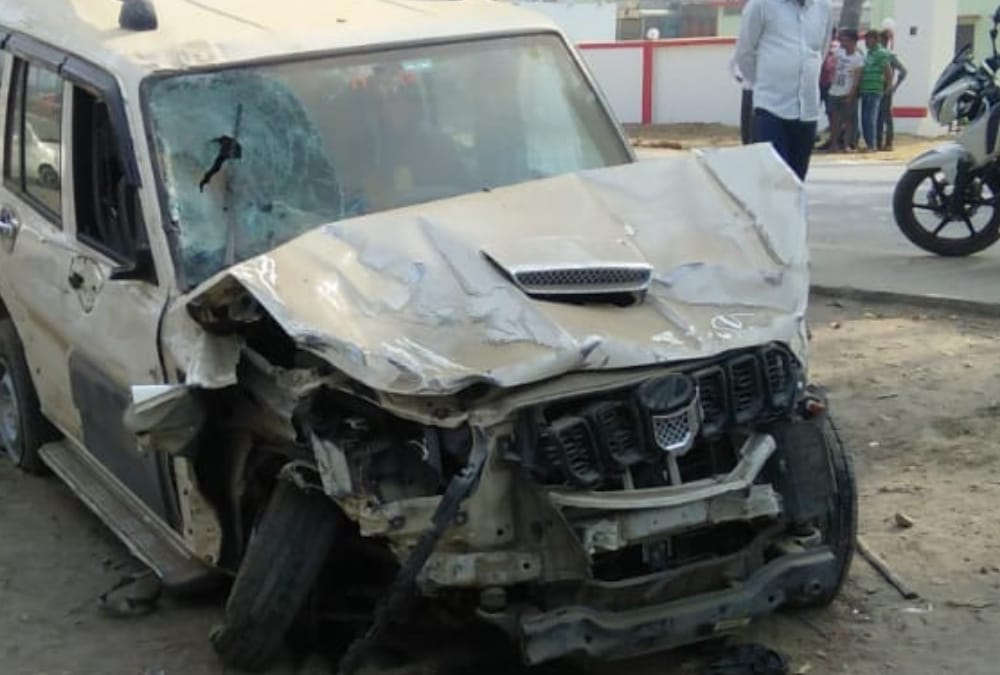 A scorpio trampled three in Gonda.