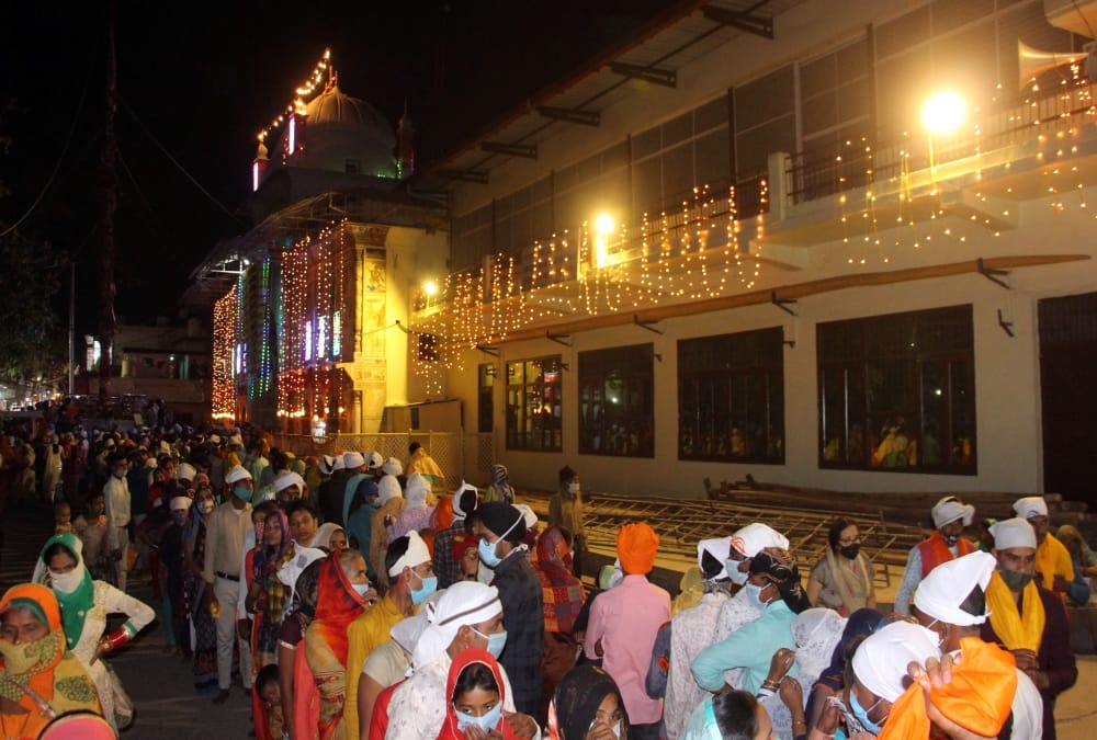 Dehradun News: Devotees Crowd in Darbar Sahib for Jhande ji mela 2021 photos
