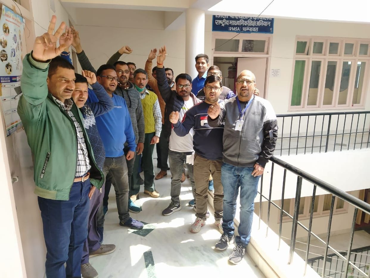 Protest by ministerial personnel continues on 21-point demands
