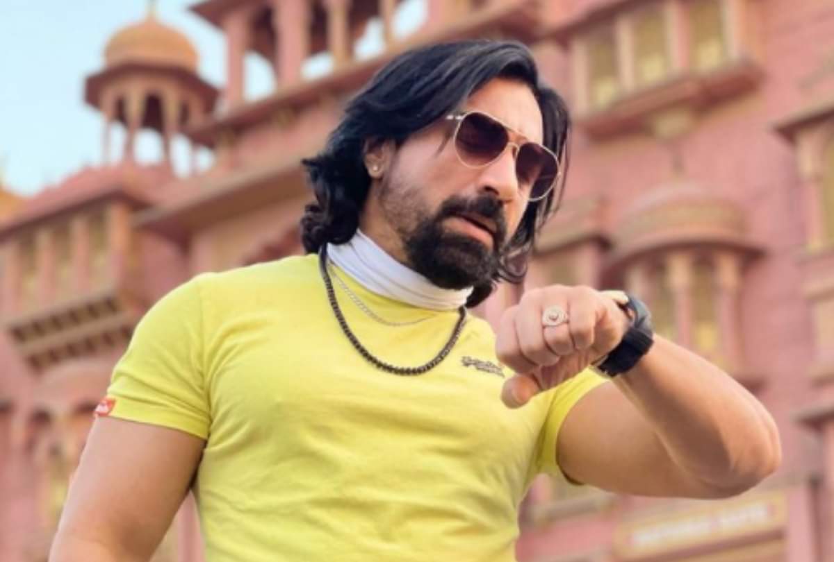 Ajaz khan reaction on drug case says only 4 sleeping pills found at my home