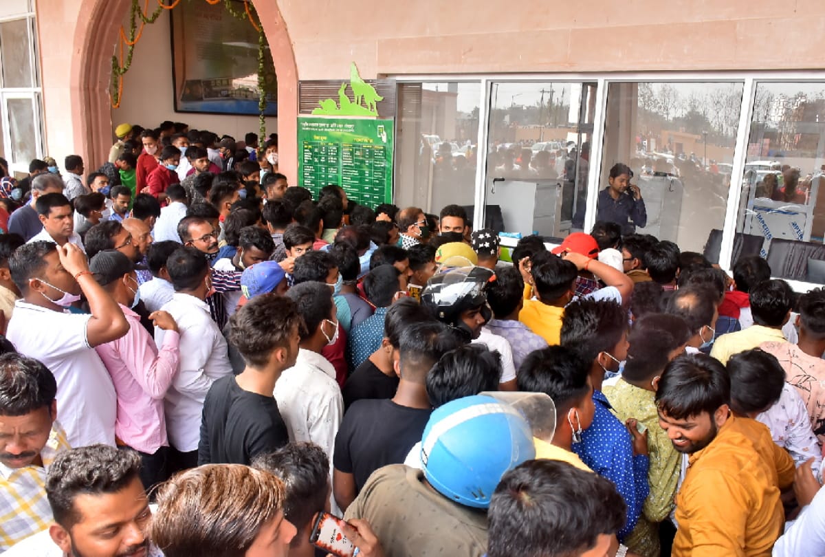 More than 13 thousand visitors reached Gorakhpur zoo