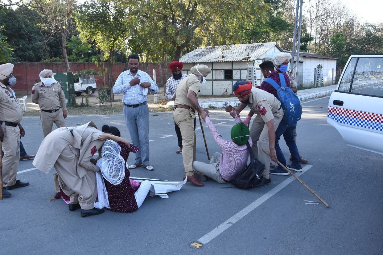 four unemployed teachers arrest in patiala