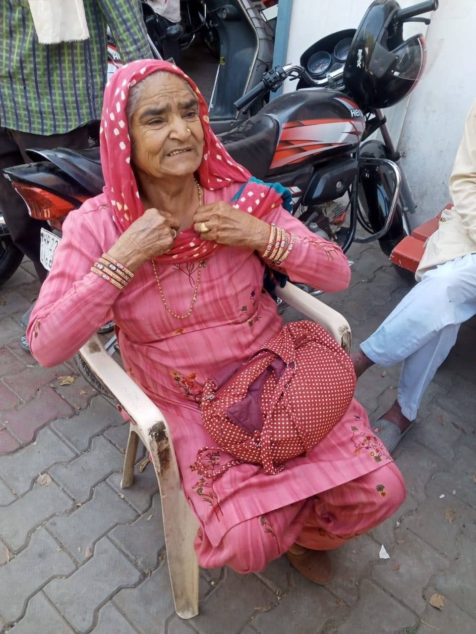 Chain snatching from an elderly woman