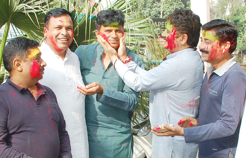 Holi blown up on Holi, created a blast