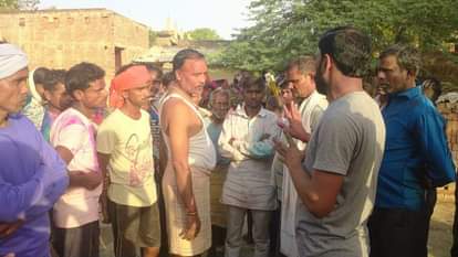 Peepal tree fell on the house, Divyang due to suppression