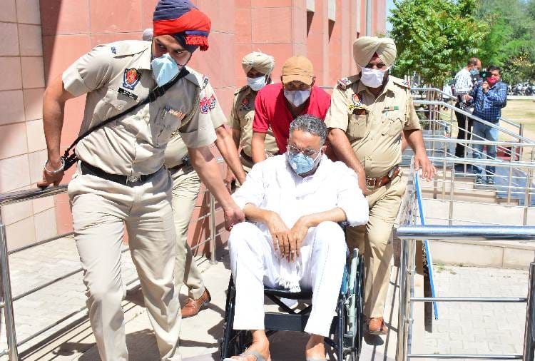 Mukhtar Ansari produced before Mohali Court in connection with an extortion and criminal intimidation case