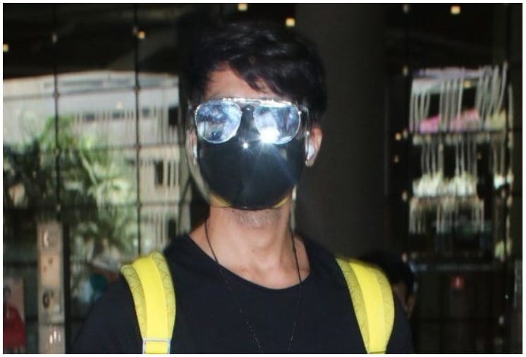 Shahid Kapoor Spotted at the Airport, Gets Trolled for using Three Layered Mask