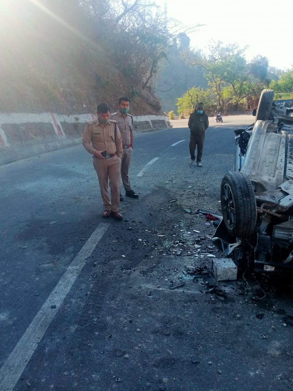 uttarakhand news: delhi tourist car road accident in mussoorie, two died photos