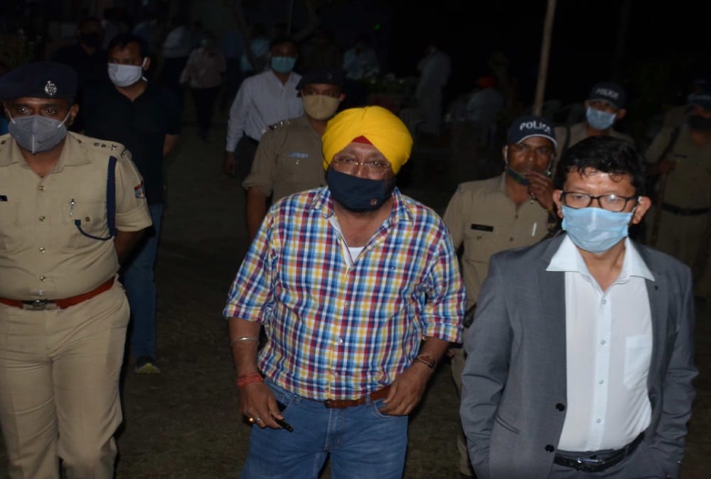 Haridwar Maha Kumbh 2021: Bairagi saints Beaten Additional Magistrate after angry on incomplete Kumbh Work