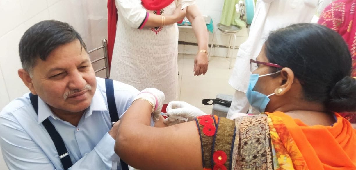Target of 8100, 3470 gets vaccinated