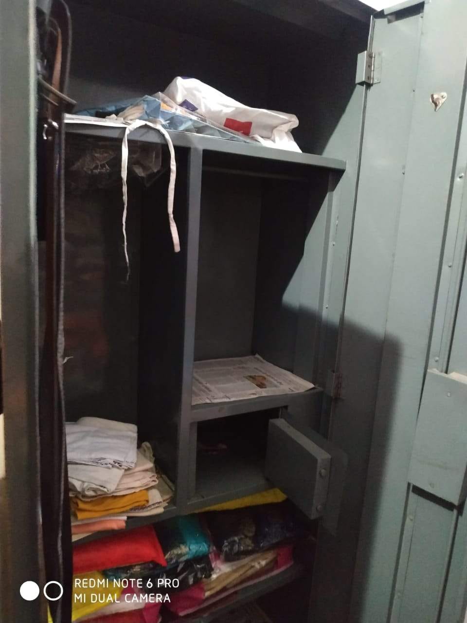 railway enginiyar ke ghar se lakho ki chori