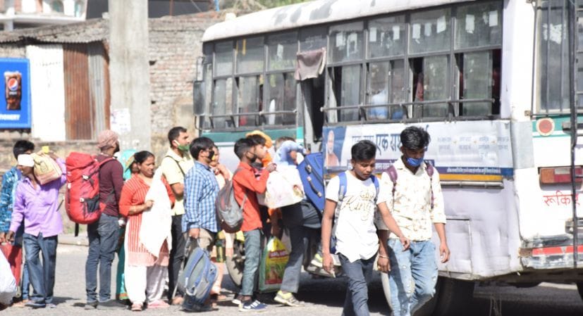 Holi escales Income of Roadways