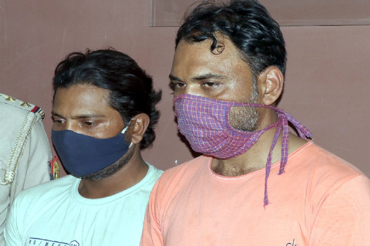 UP Crime News: A unique case of theft has open in Bijnor and now the police has revealed