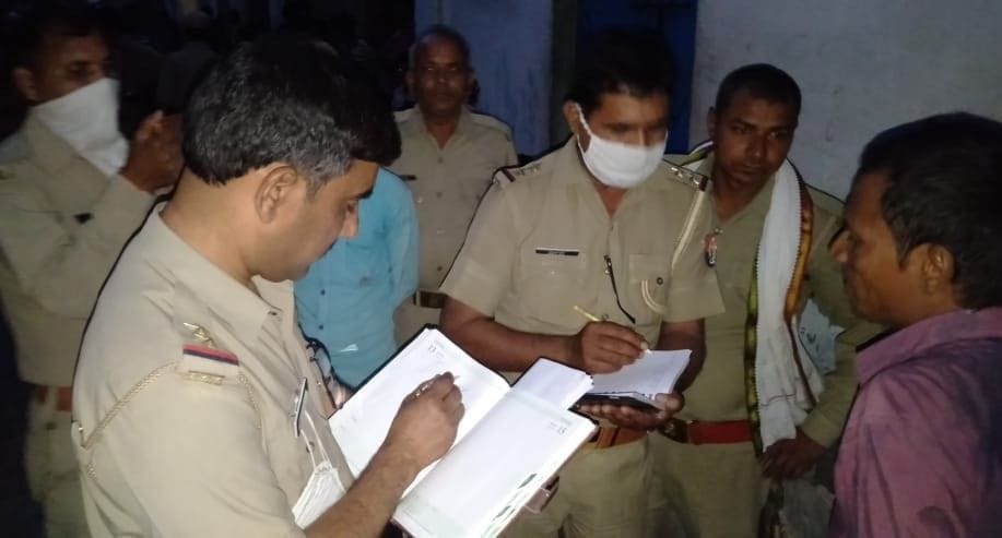 Hathras: Shot while snatching a gun from his son, former head injured