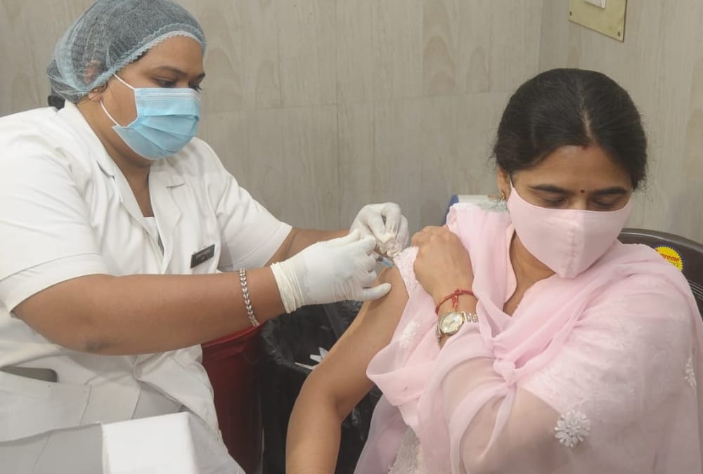 Corona vaccination starts for people more than 45 years old.