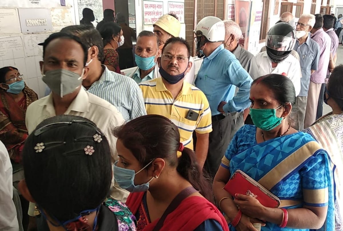 Vaccination from May 1: States says there is no vaccine, Center said no vaccine crisis