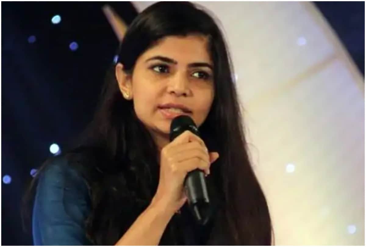 Radha Ravi Slut Shames Nayanthara At Political Event Singer Chinmayi Sripaada Reacts