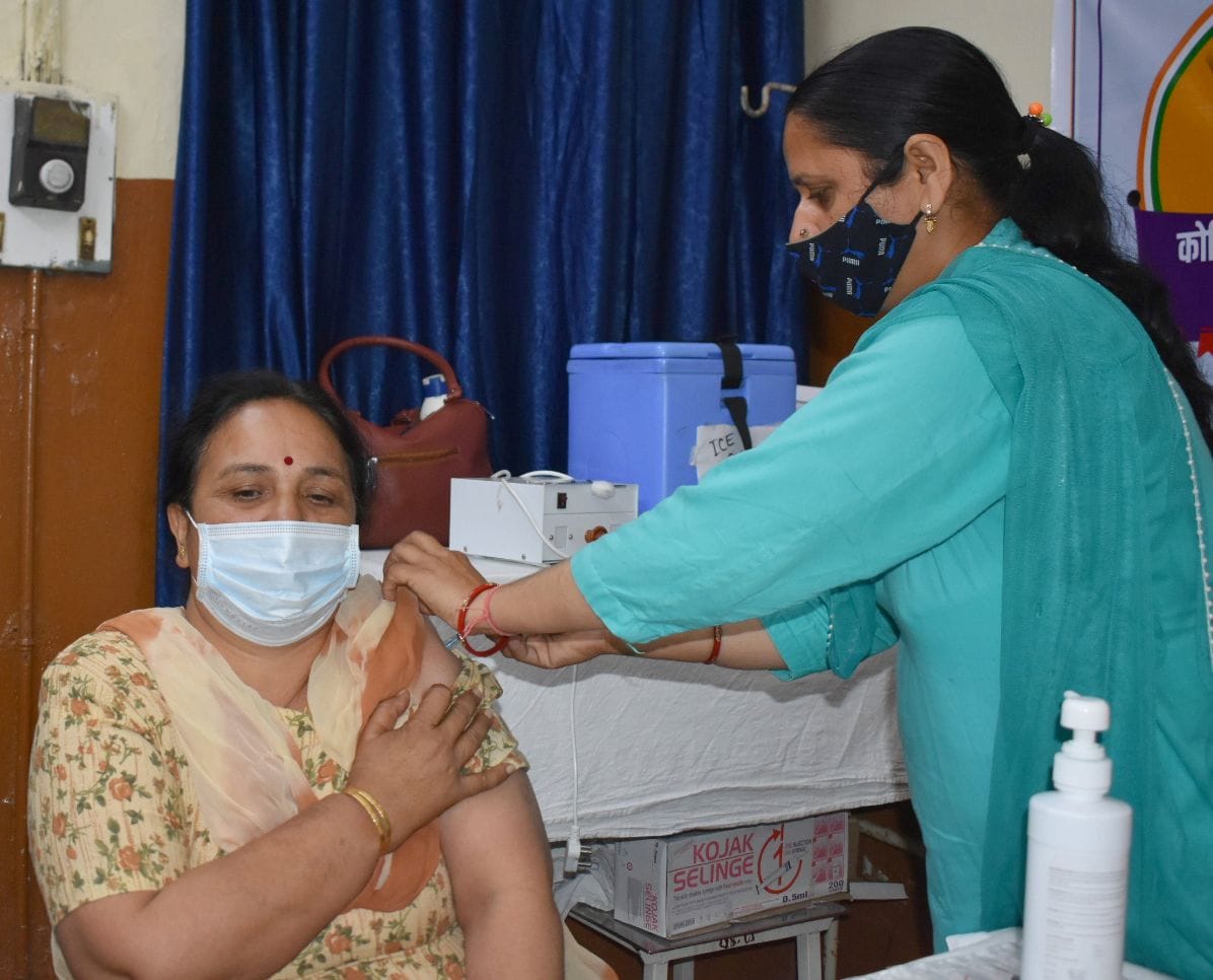 36 people corona positive in district, one dead