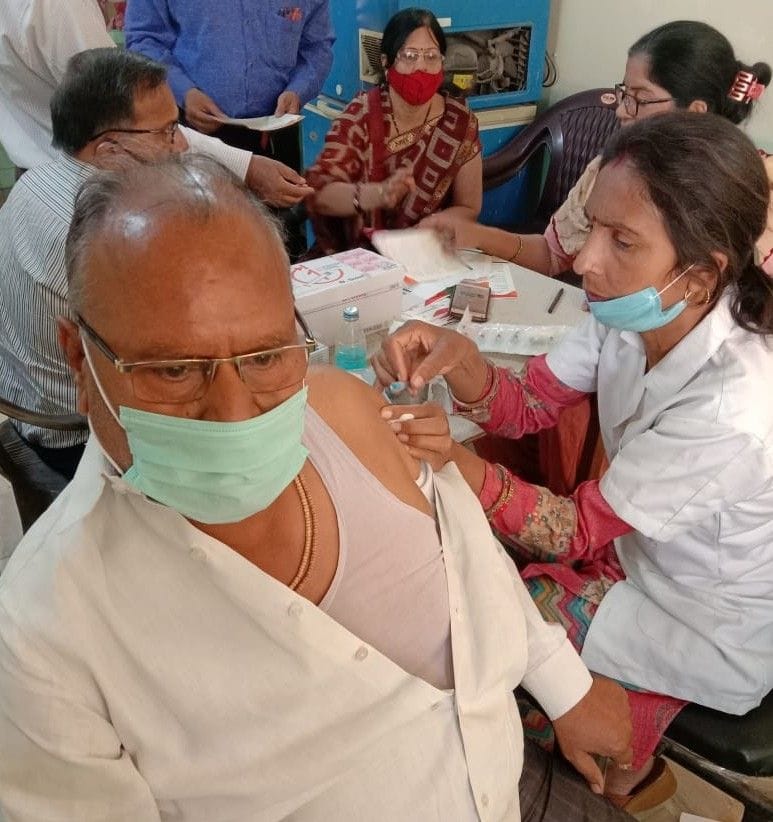 Hathras: 2,624 people received Corona vaccine