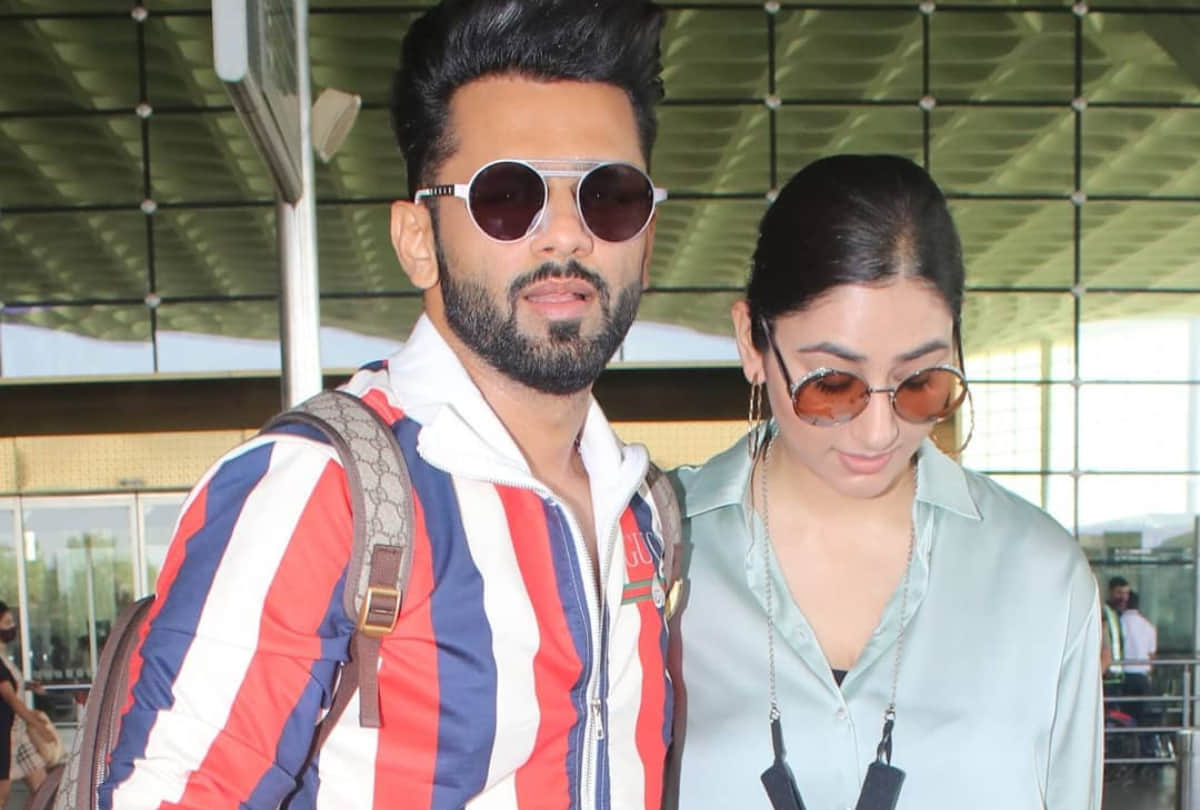 Rahul Vaidya Disha Parmar First Marriage Anniversary Romantic photos in Plane goes viral on Social media