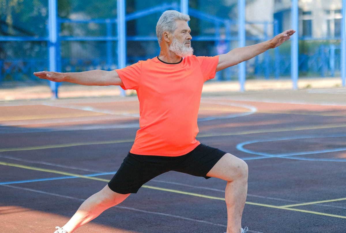 Study says  exercise with healthy diet may prevent serious health conditions in old age