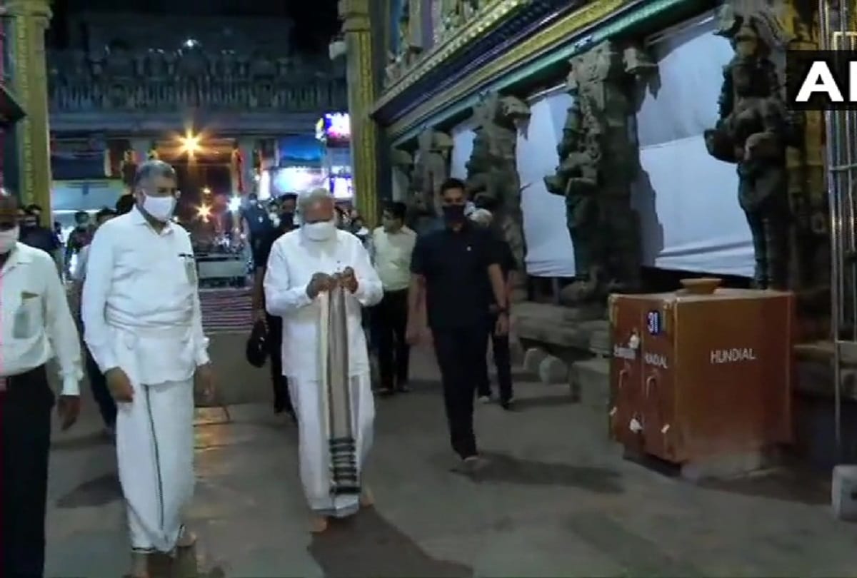 PM Narendra Modi visits Arulmigu Meenakshi Sundareshwarar Temple in Madurai Tamil Nadu