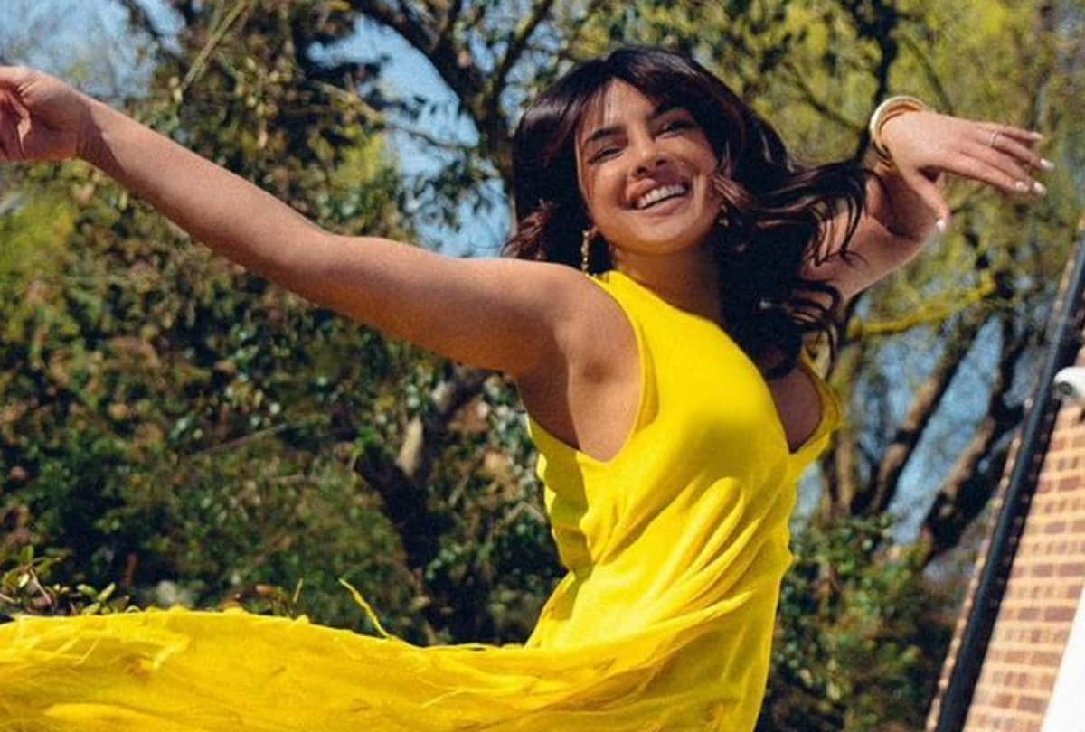 priyanka chopra wear sunshine yellow maxi dress rupees 4.45 lakh