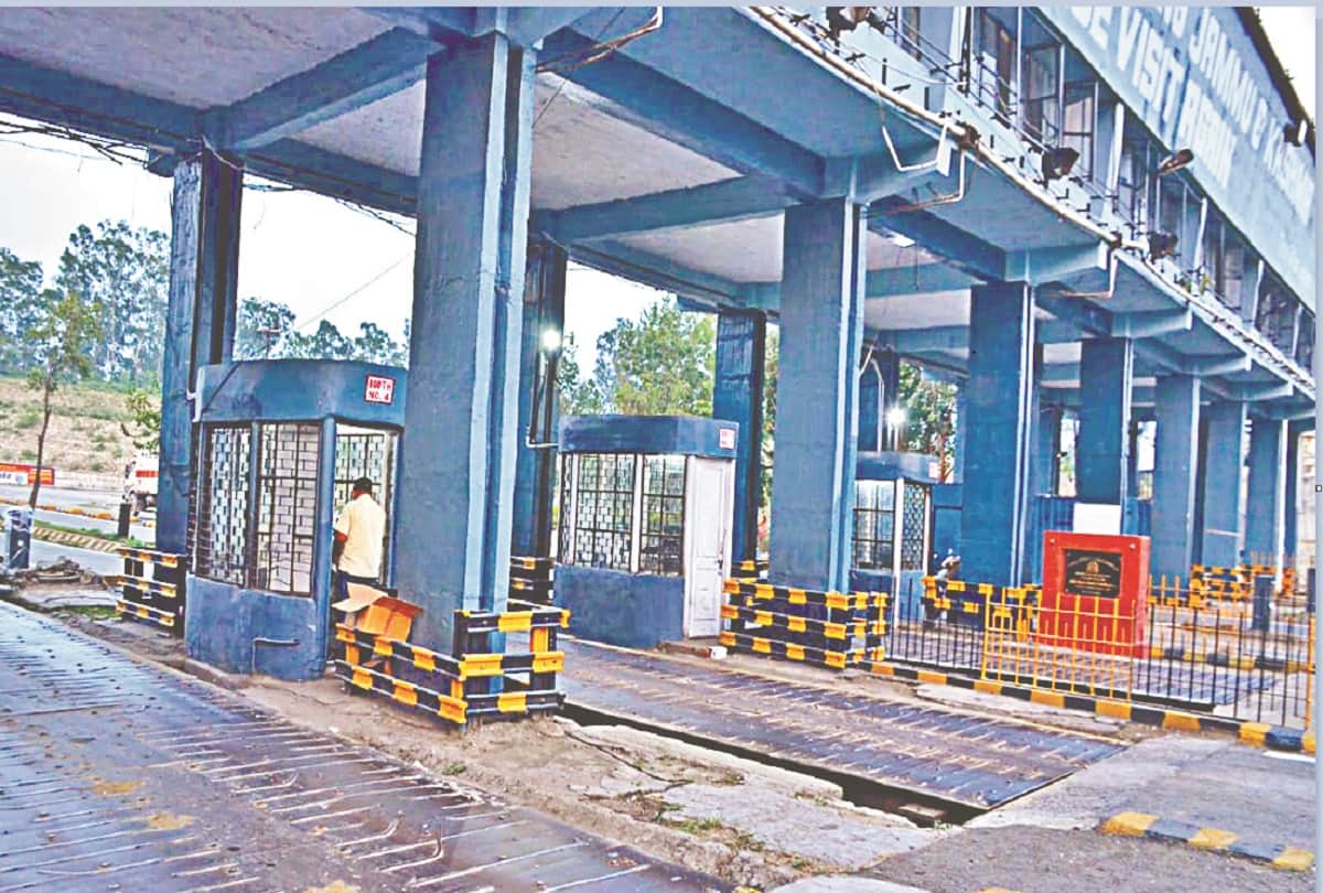 Union minister Nitin Gadkari says in Rajya Sabha that he was the father of toll tax on expressways in India