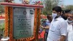 गुरुग्राम-फरीदाबाद रोड स्थित बंधवाड़ी मोड़ पर बनने वाले ऊपरगामी मार्ग का उद्धाटन करते हुए हरिया