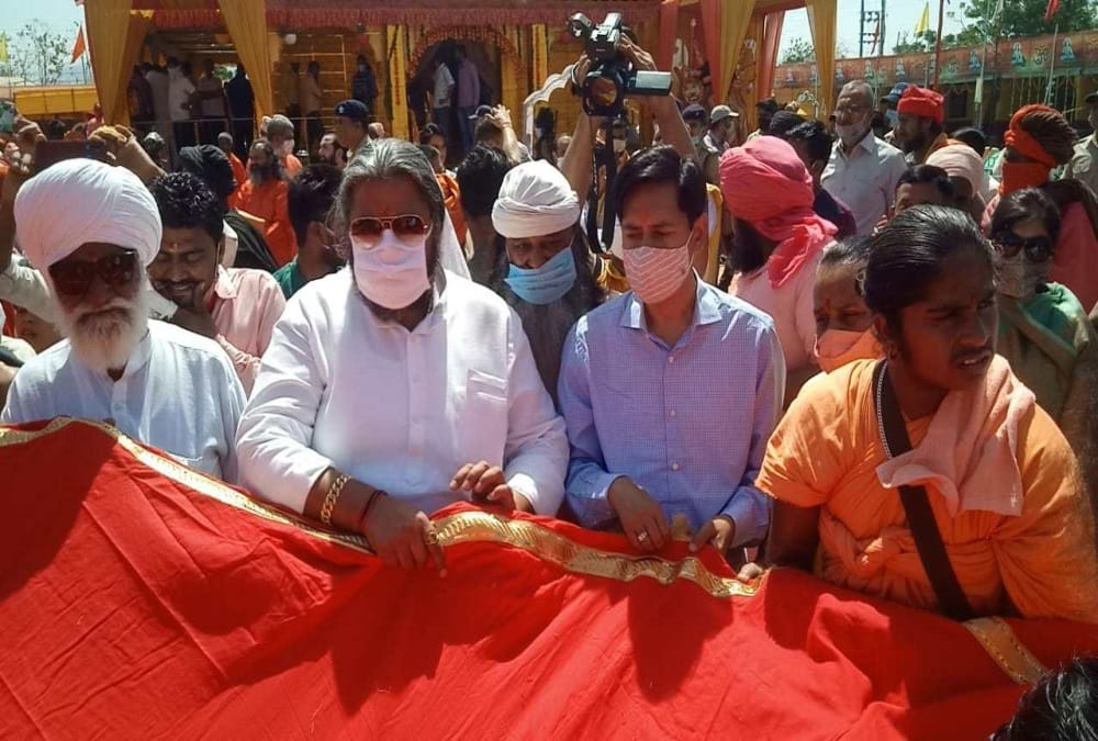 Haridwar Mahakumbh 2021: Three Bairagi Dharm Dhwaja Established Awesome Photos