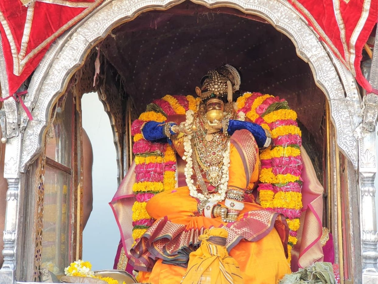 Mathura: Lord Ranganatha in a palanquin gave a visit to the devotees in the form of Mohini