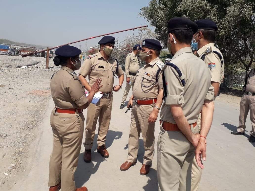 Inform officers in case of problems while on duty