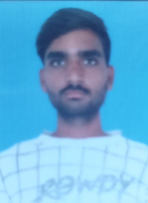 Bike collided with divider, youth dies