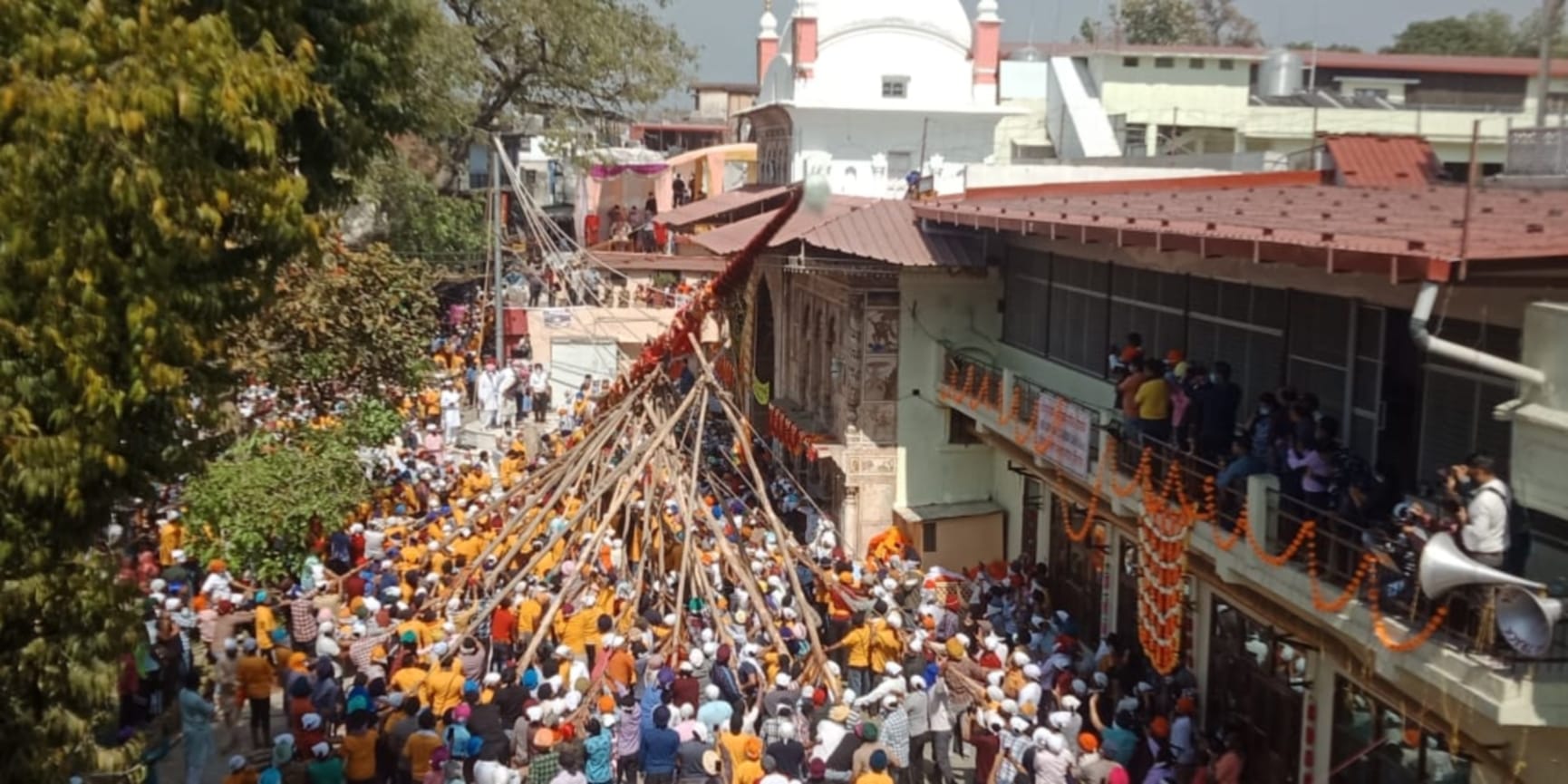 Dehradun jhanda mela 2021 News: Historical Jhanda Ji Arohan Today Vehicles banned around Darbar Sahib