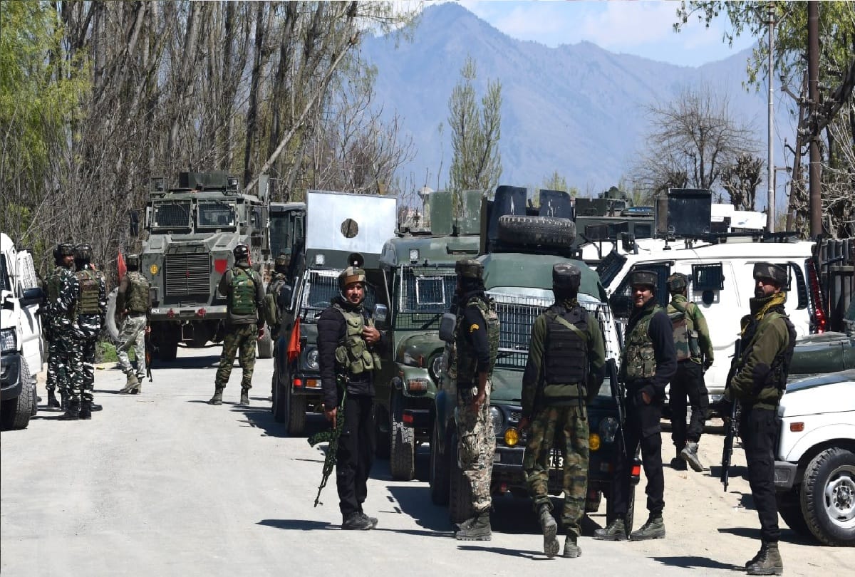 Kakapora Pulwama encounter Jammu kashmir News